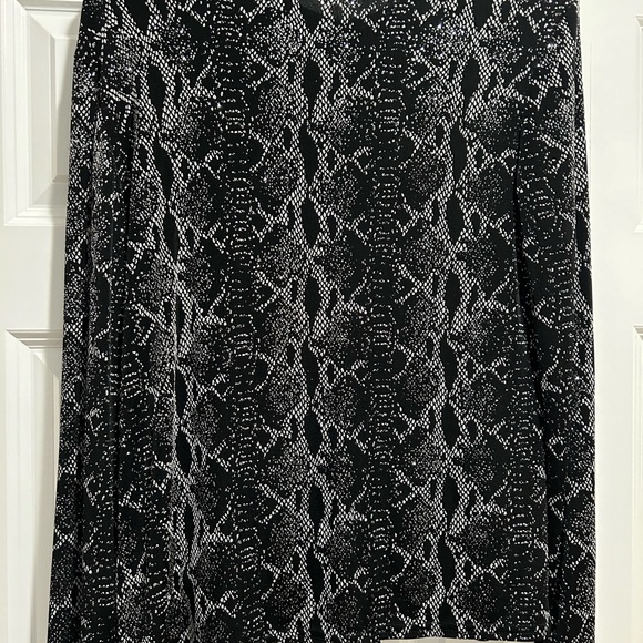 Matching shell and jacket - Picture 2 of 7